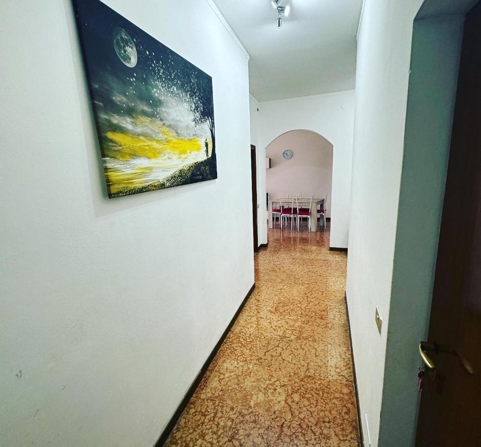 Love Loft Casa Vacanza Lecco Exterior photo